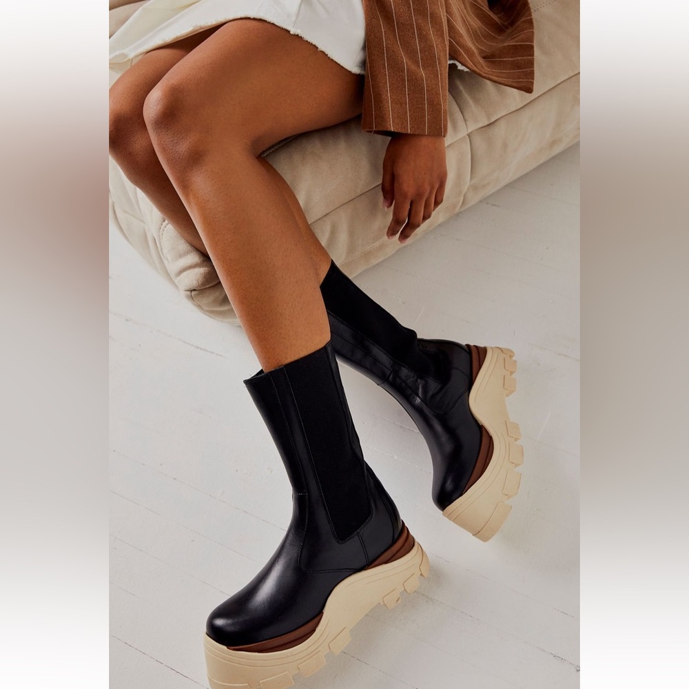 RARE ALOHAS Phoenix Marcona Black Cream and Tan Platform Boots